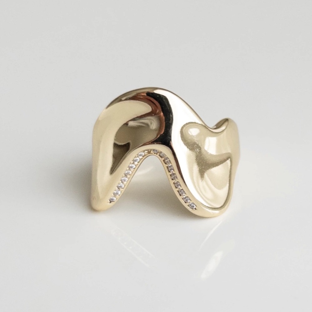Wavy Chunky Open Ring | Zirconia | Modern Gold Tone Design